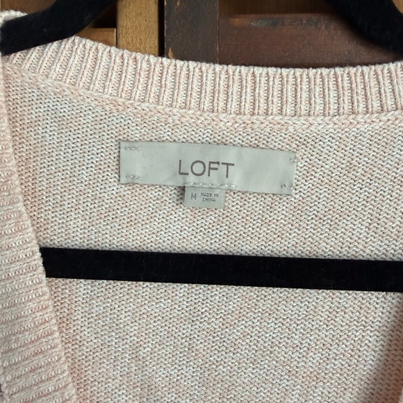 LOFT Women's Pink Sweater - Picture 4 of 4